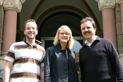 (v.l.n.r.) Volker Wortmeyer, Maike Wrede und der Vorsitzende der Auswahlkommission, Professor Bernd 