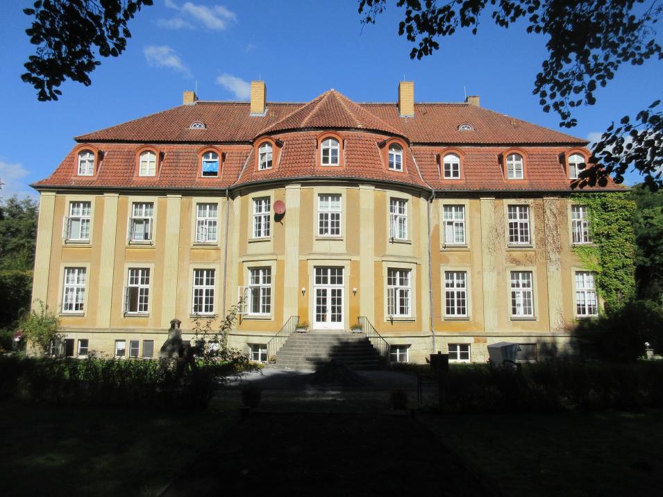 Schloss Düsterntal 