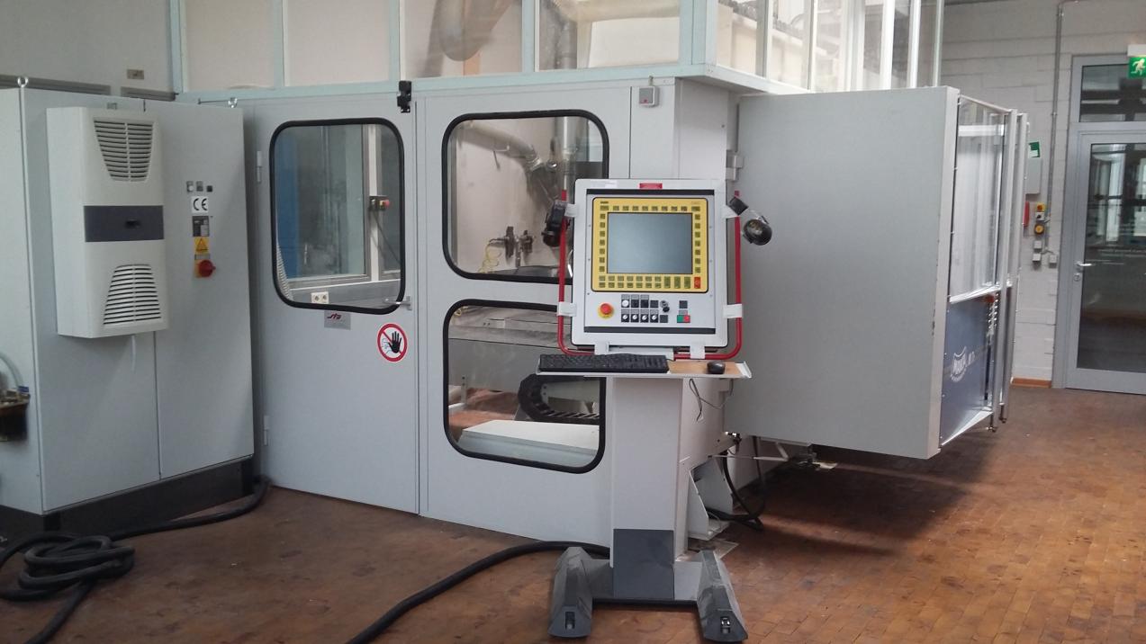 5-Achsen CNC-Bearbeitungszentrum Maka Mt7